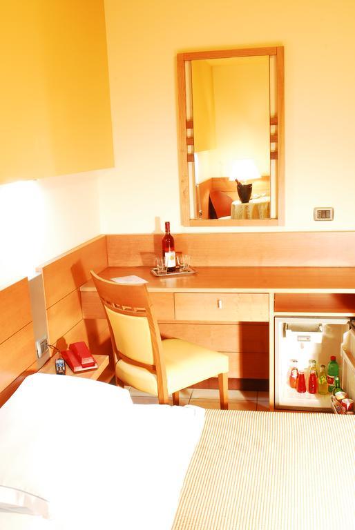 Hotel Club Astor Ugento Εξωτερικό φωτογραφία